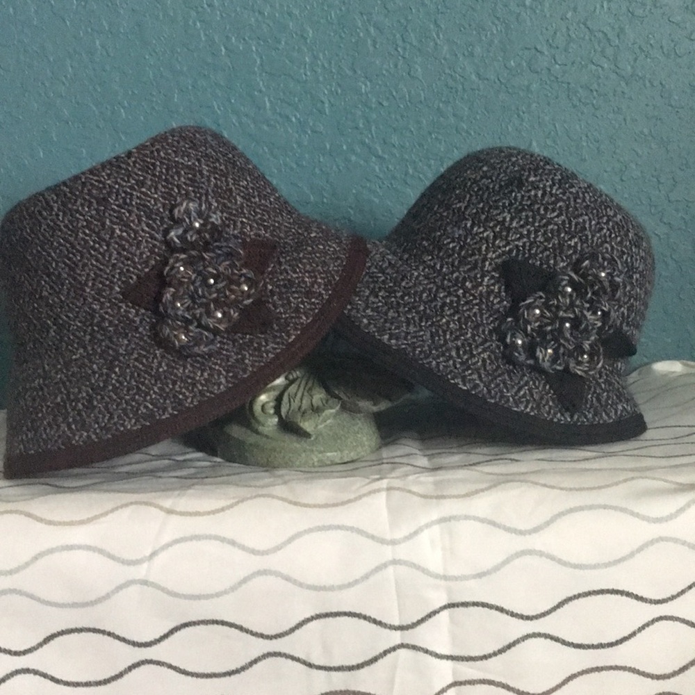 Adorable tweed hats in multi colors brown and navy
